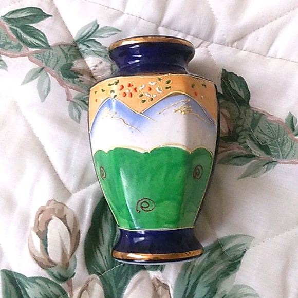 Amazing Japanese handpainted vintage vase in excellent condition (J1) - Picture 4 of 8